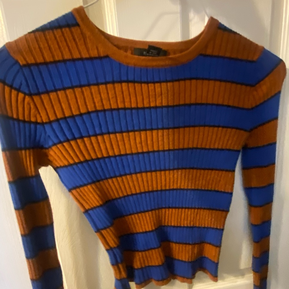 Small Forever 21 Cropped Sweater Blue/Orange Stripes